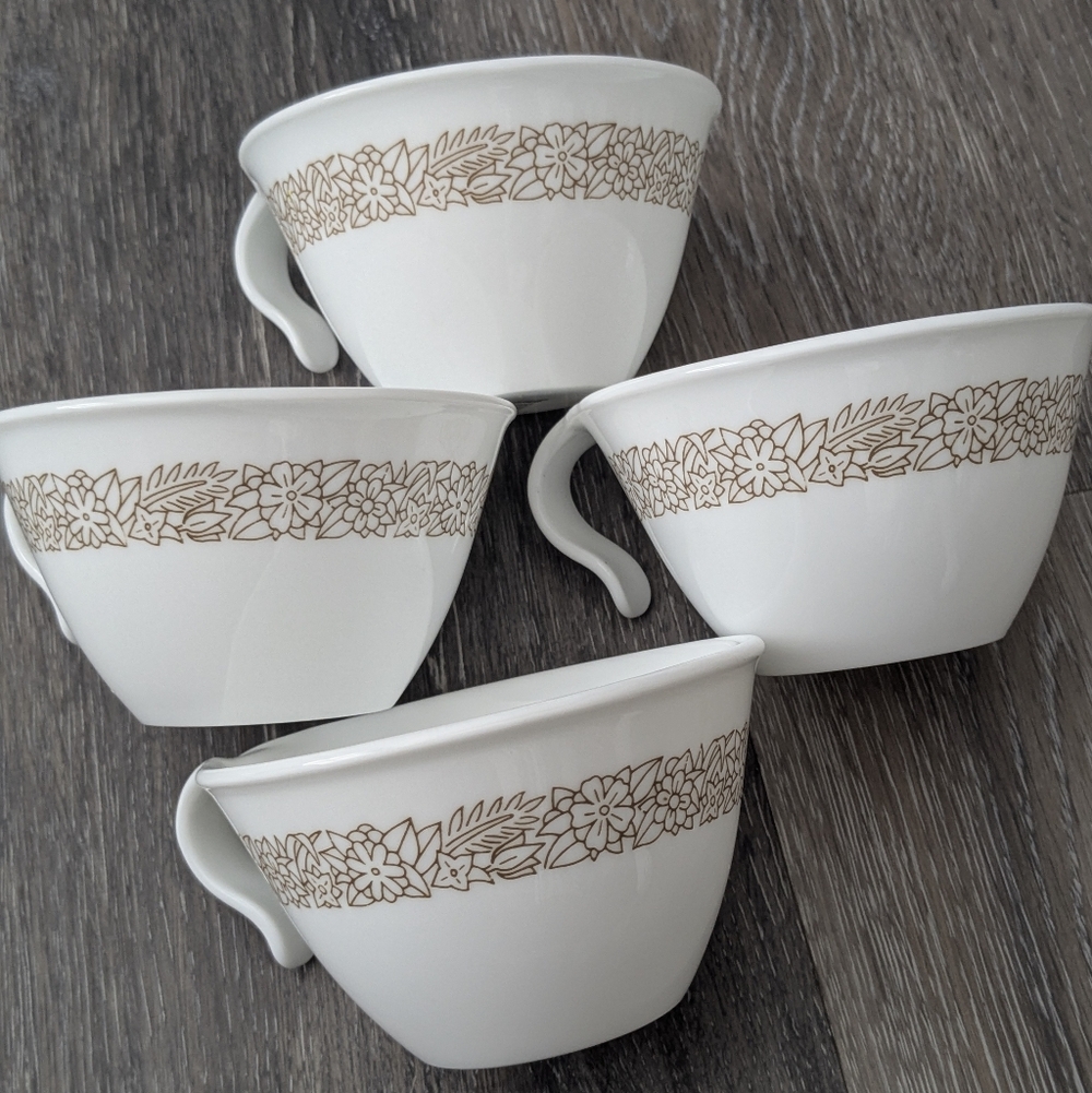 Vintage Corelle coffee / tea cups in the Melody brown floral pattern by Corning
